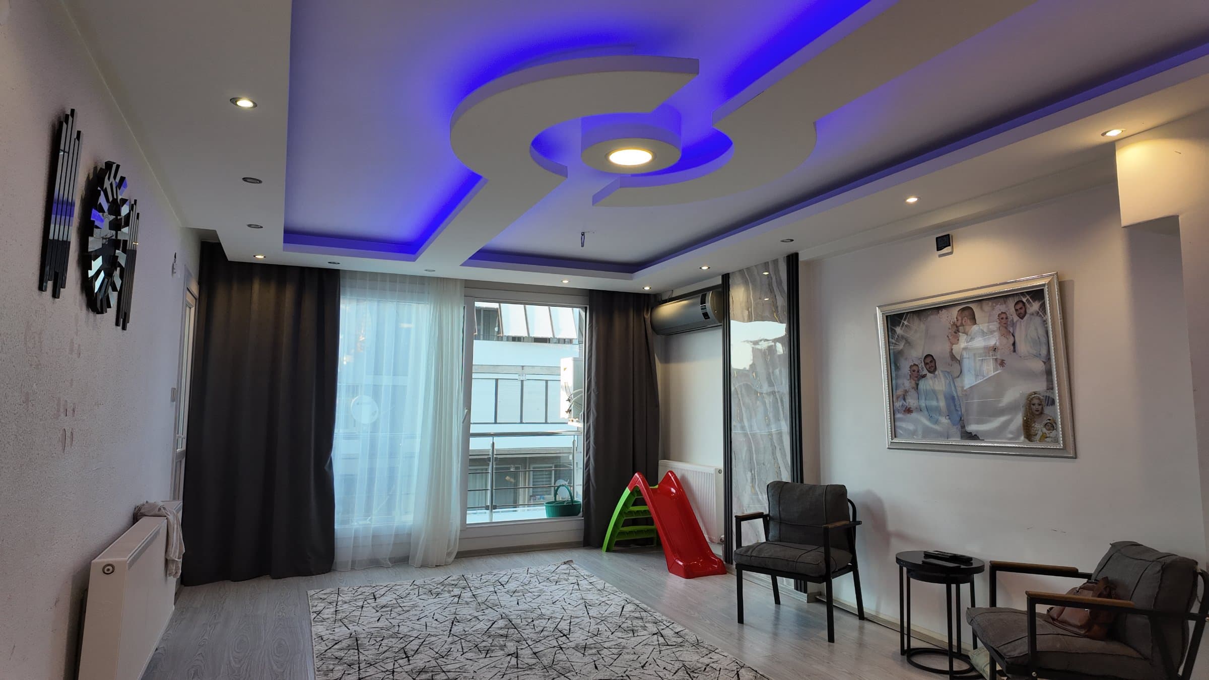 İZBAN VE HAST.LER YAKINI ASANSÖRLÜ 3+1 ÇİFT CEPHE BAKIMLI DAİRE